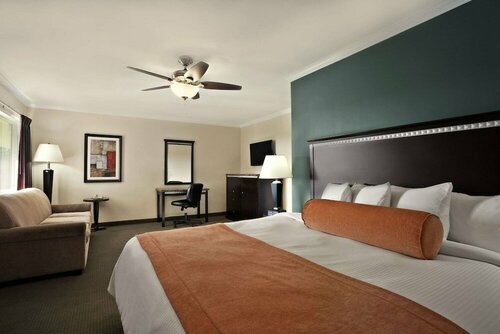 Гостиница Travelodge by Wyndham Santa Maria в Санта-Марии