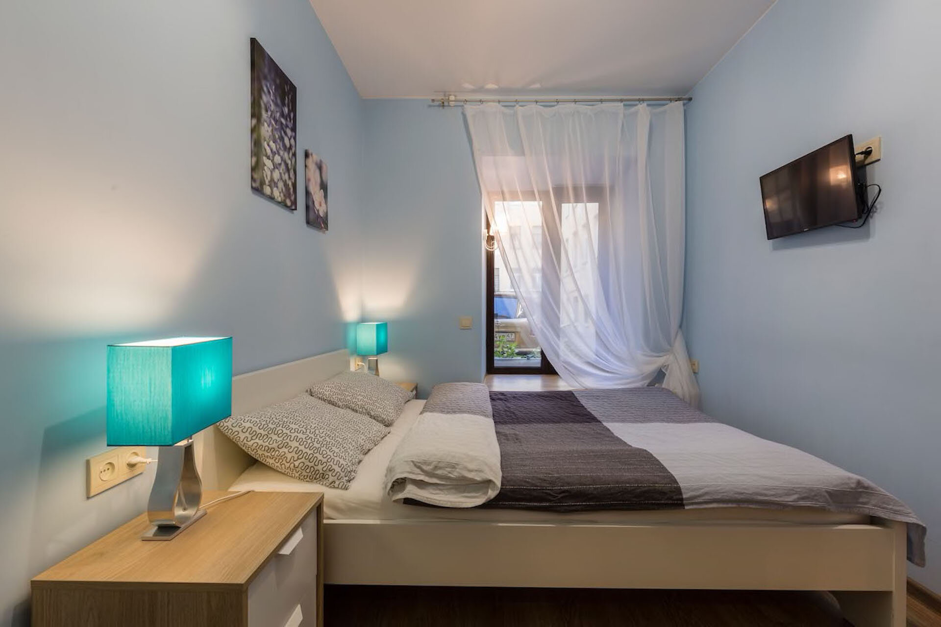 Фото отеля 1