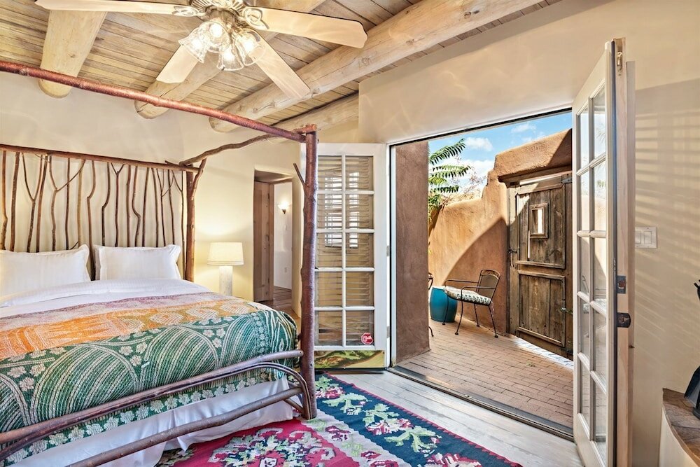 Фото Casa Siempre Mayo - Railyard Gem, Walk to Plaza