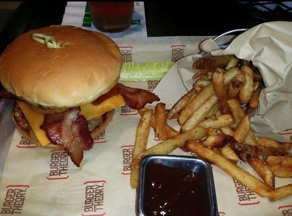 Фото Holiday Inn Salina, an Ihg Hotel