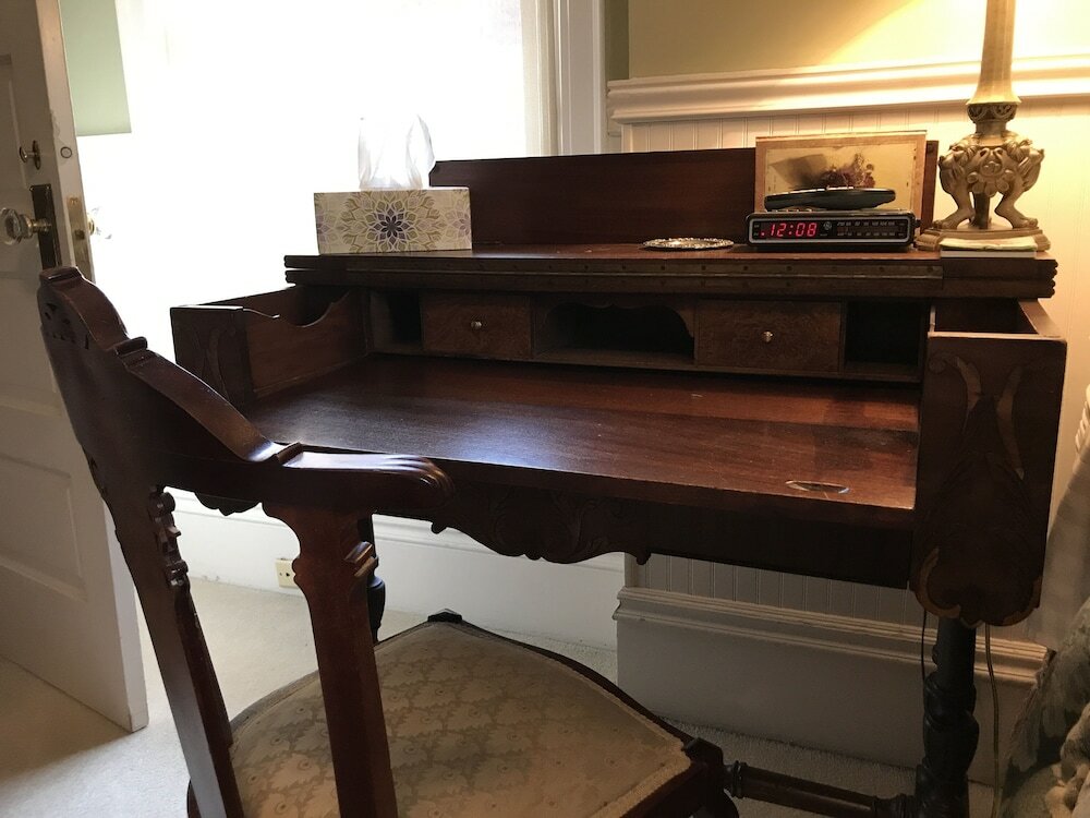 Фото Brass Pineapple Inn