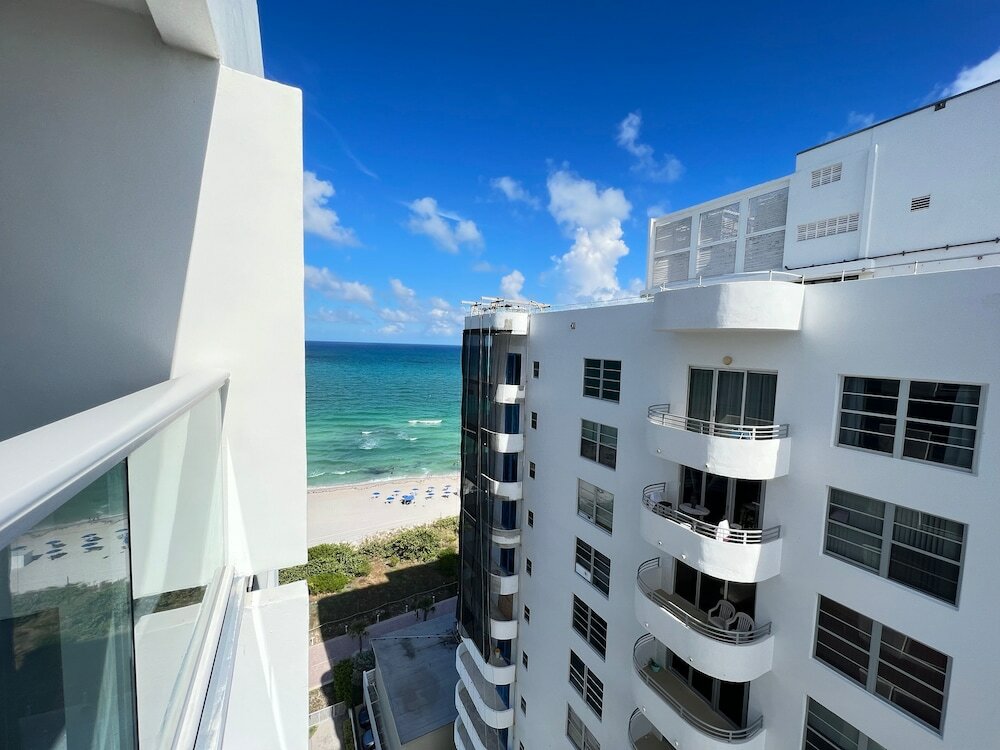 Фото Pavilion Beach