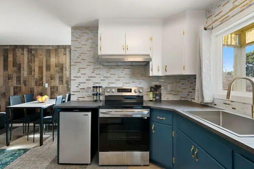 Фото Modern Trendy Spacious Homes SSFDowntown