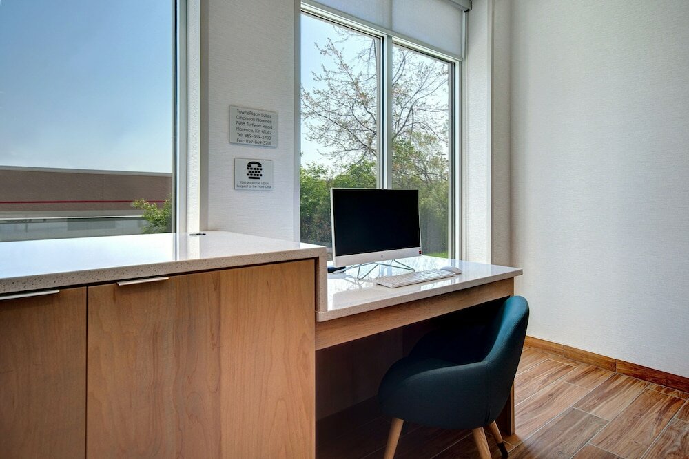 Фото TownePlace Suites by Marriott Cincinnati Airport South