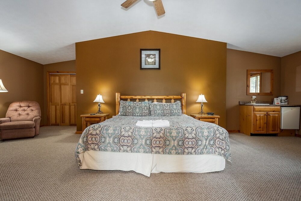 Фото Almost Paradise