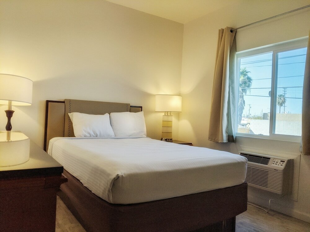 Фото Anchor Pointe Inn