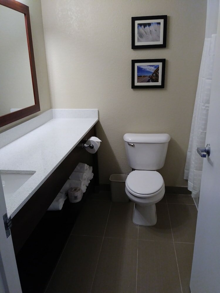 Фото Comfort Inn South Tulsa - Woodland Hills