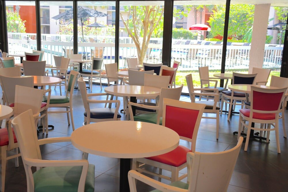 Фото Grand Hotel Orlando at Universal Blvd