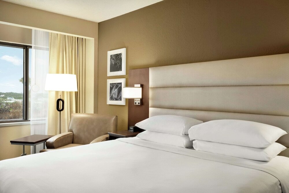 Фото DoubleTree by Hilton Hotel Orlando Downtown