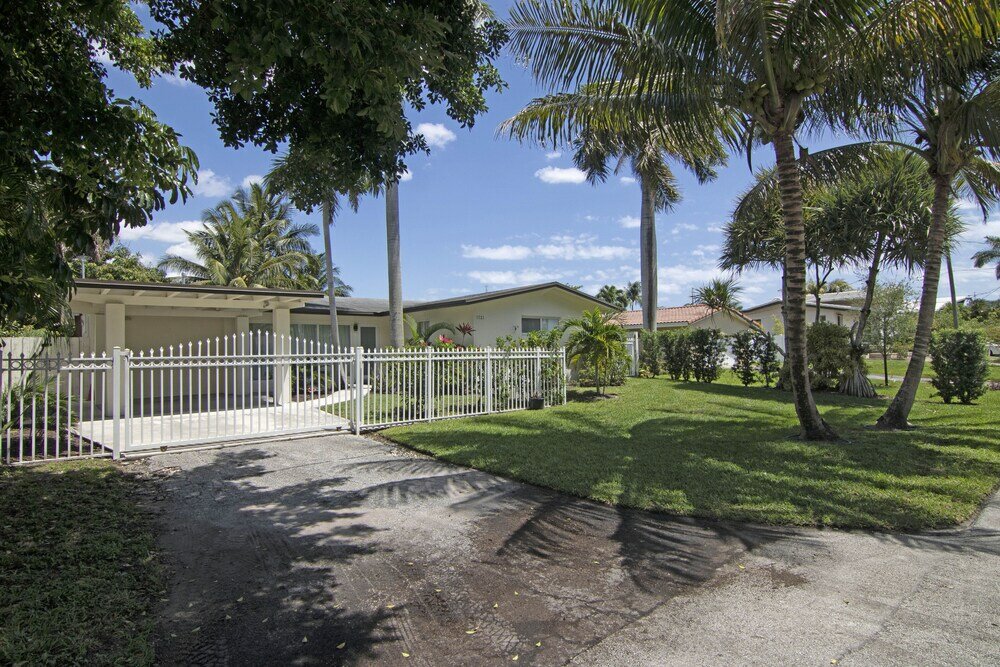 Фото Waterfront Oasis