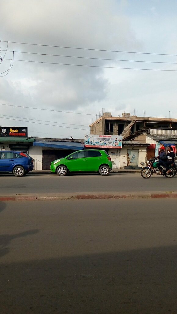 Copy center Imprimerie les Editions, Douala, photo