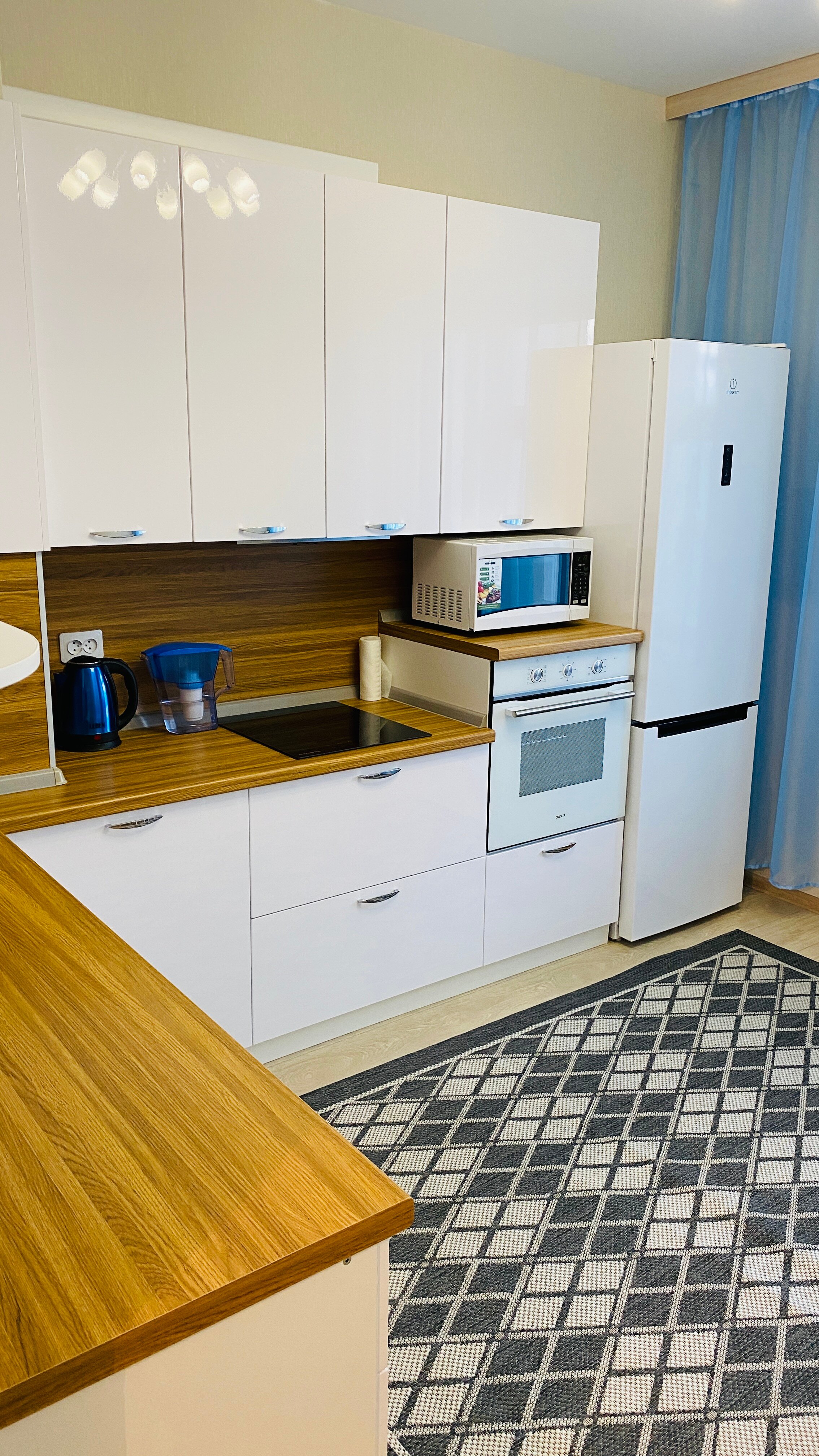 Фото ИнСити