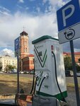 Volna (Volodarskogo Street, 21), estación de carga de vehículos eléctricos
