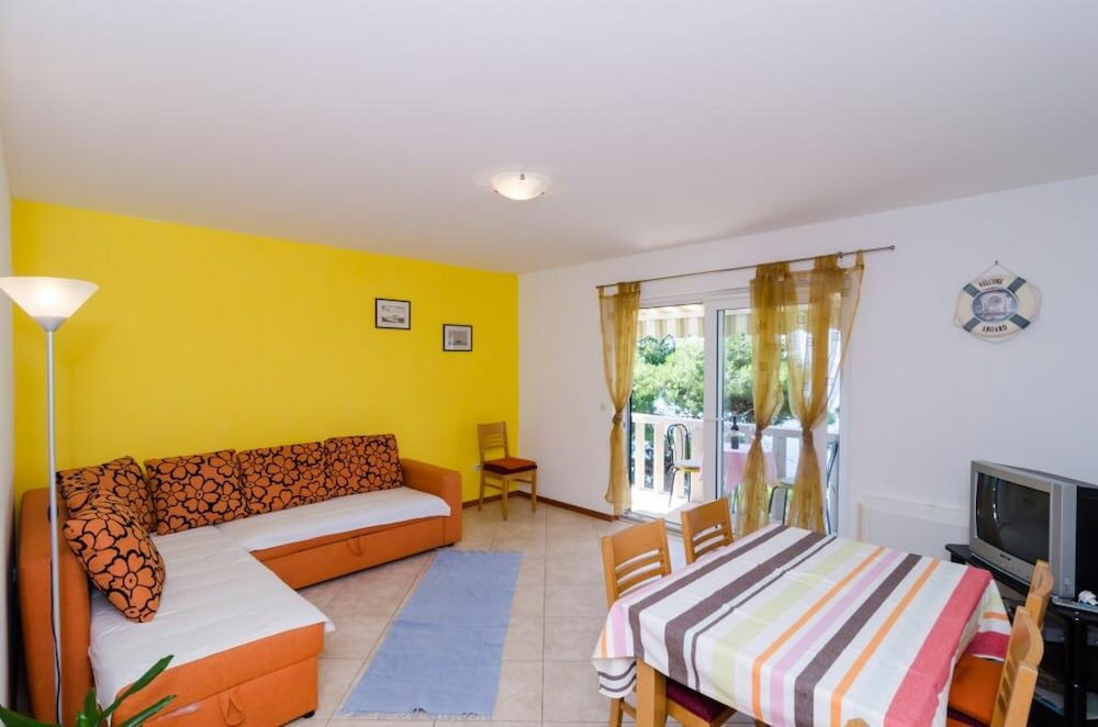Фото Apartments Plavac Mali