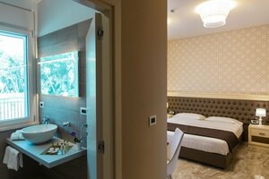 Гостиница Aurum Suites