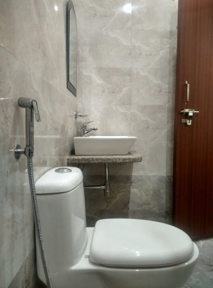 Фото The Century Plaza Hotel