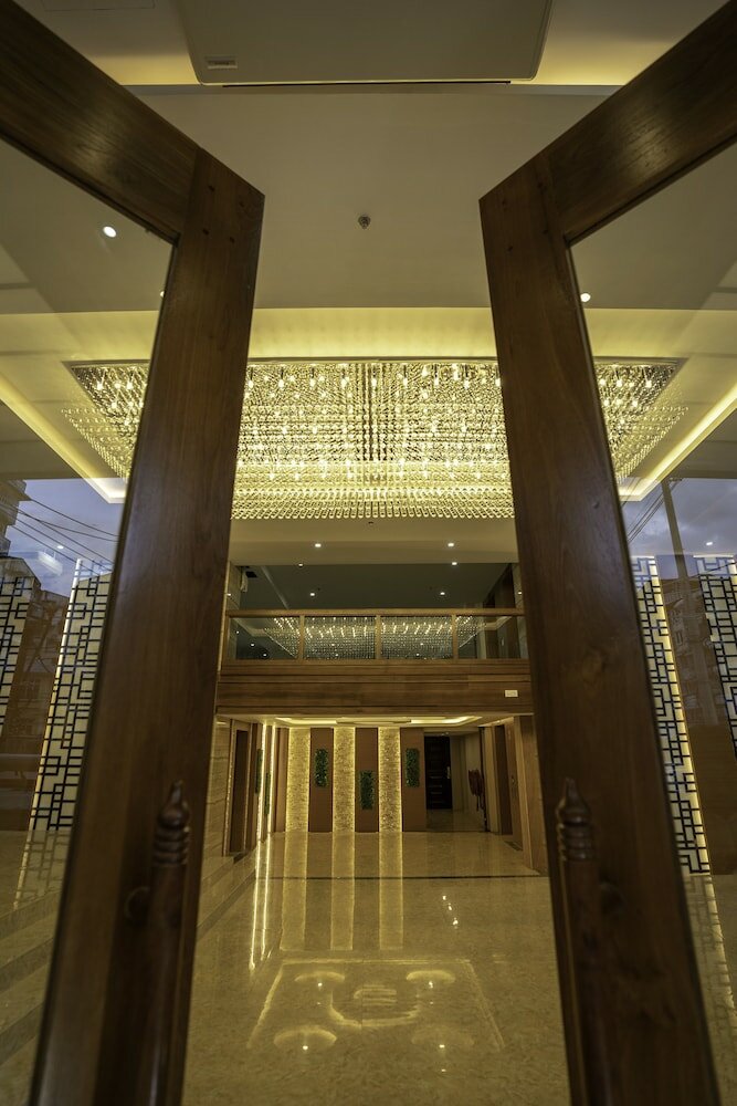 Фото Hotel Sanchaung