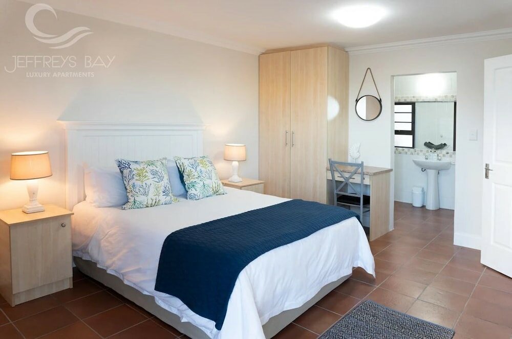 Фото Jeffreys Bay Luxury Apartments