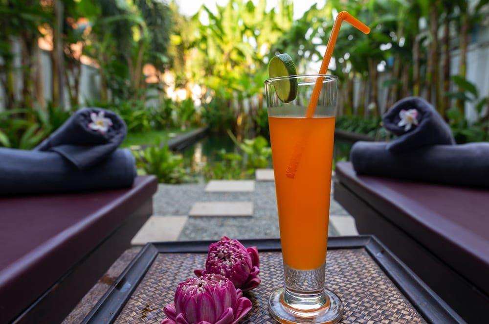 Фото Watdamnak House