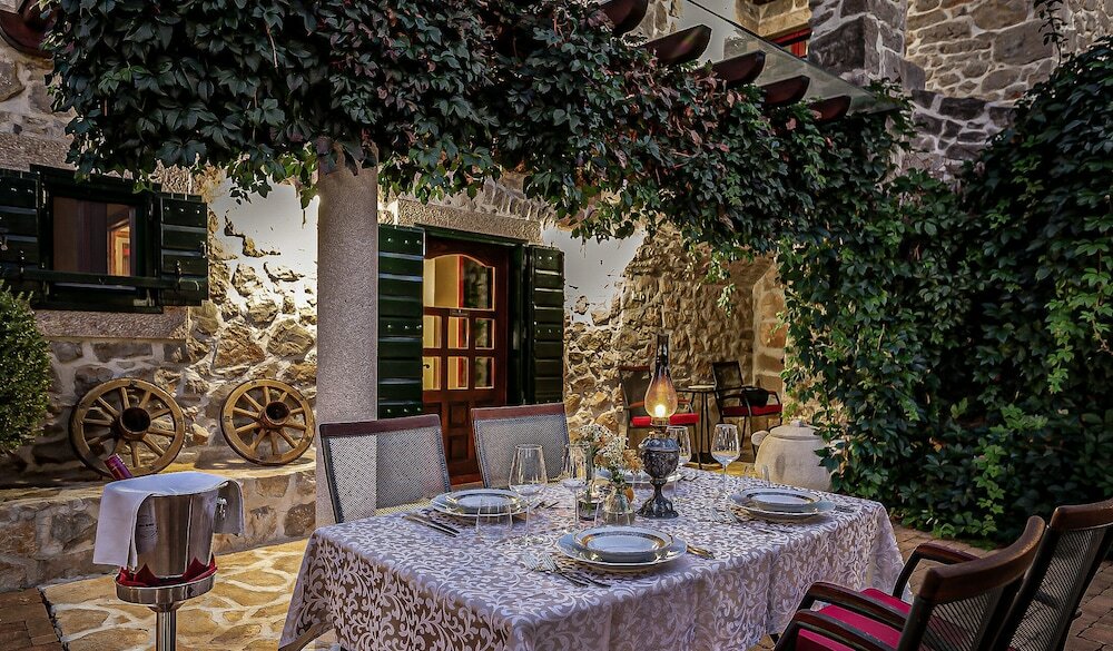 Фото Heritage Hotel Raznjevica Dvori