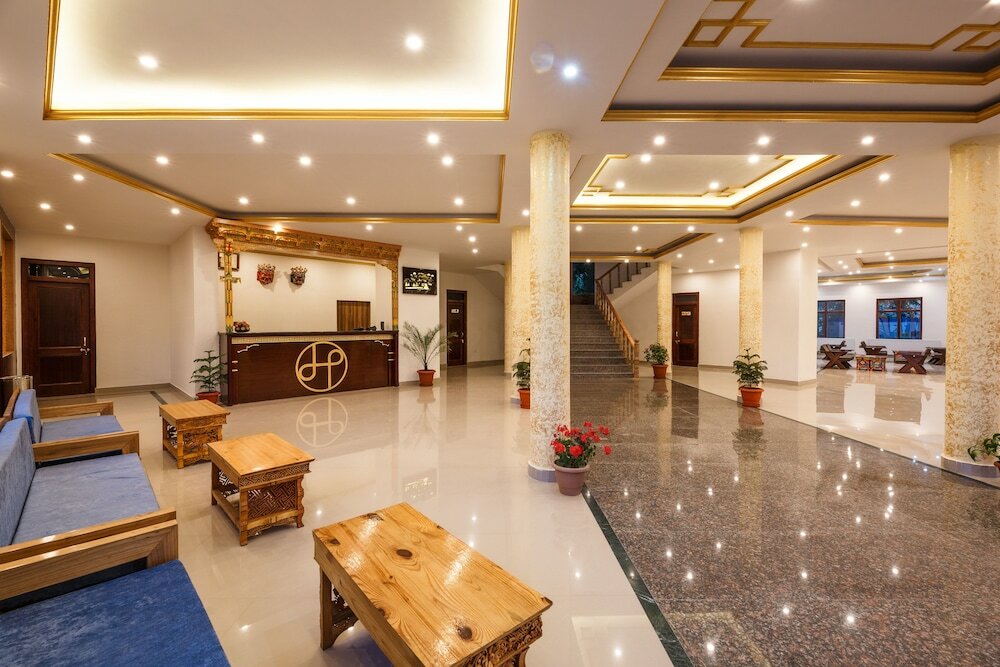 Фото Hotel Leh Plaza