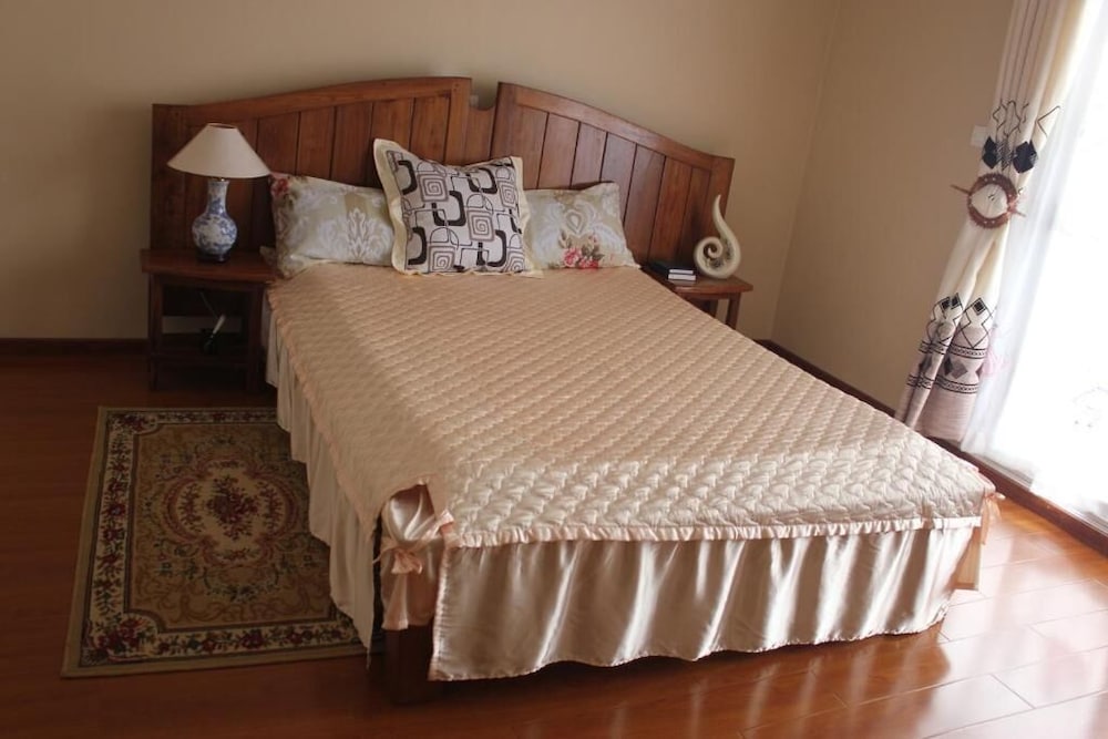 Фото Vannie Hotel