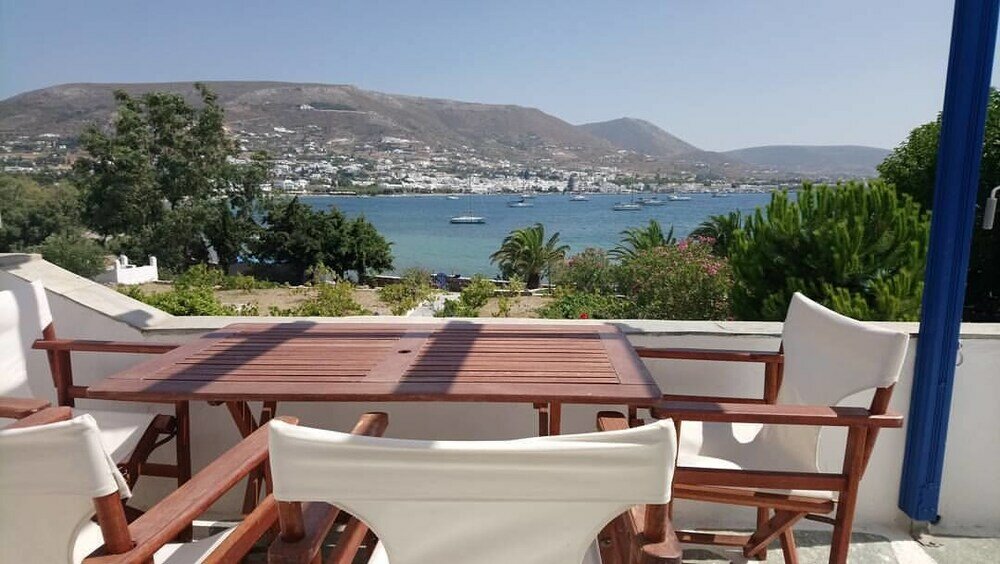 Фото Captain Menegos Studios