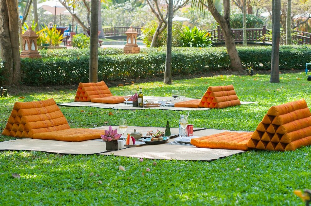 Фото Angkor Palace Suite & Villa