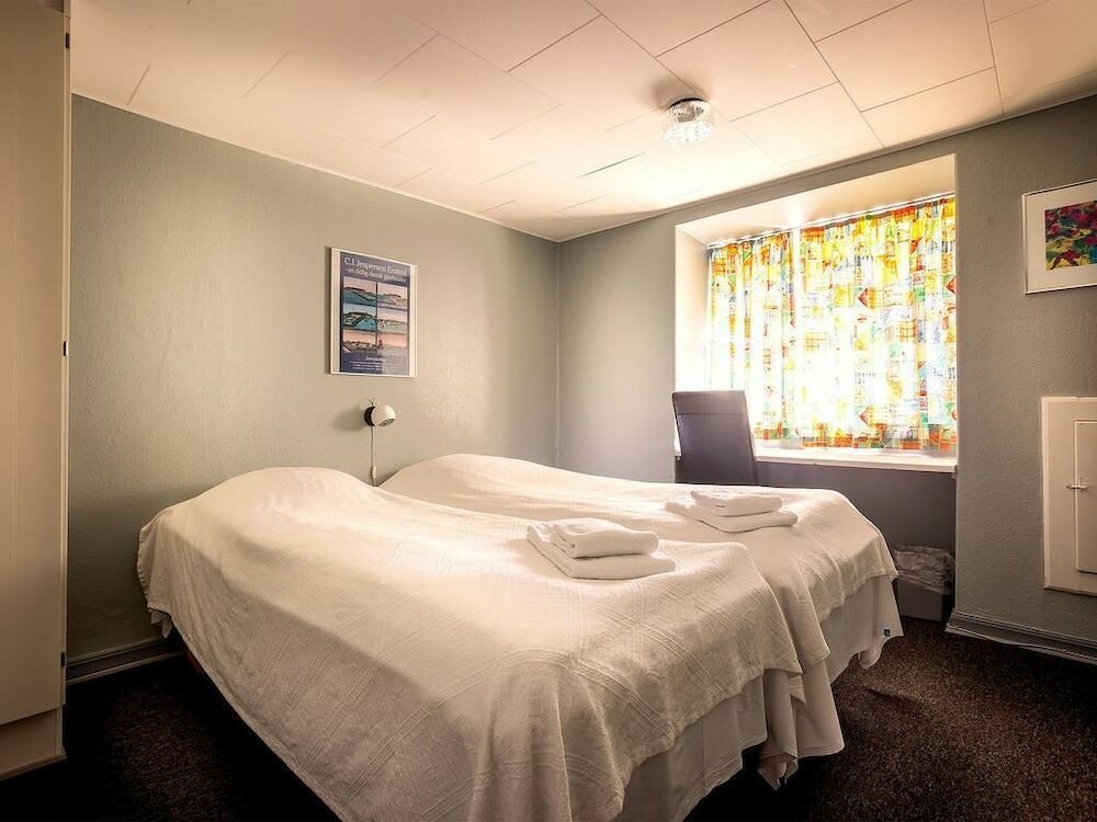 Фото Diagonalkroen