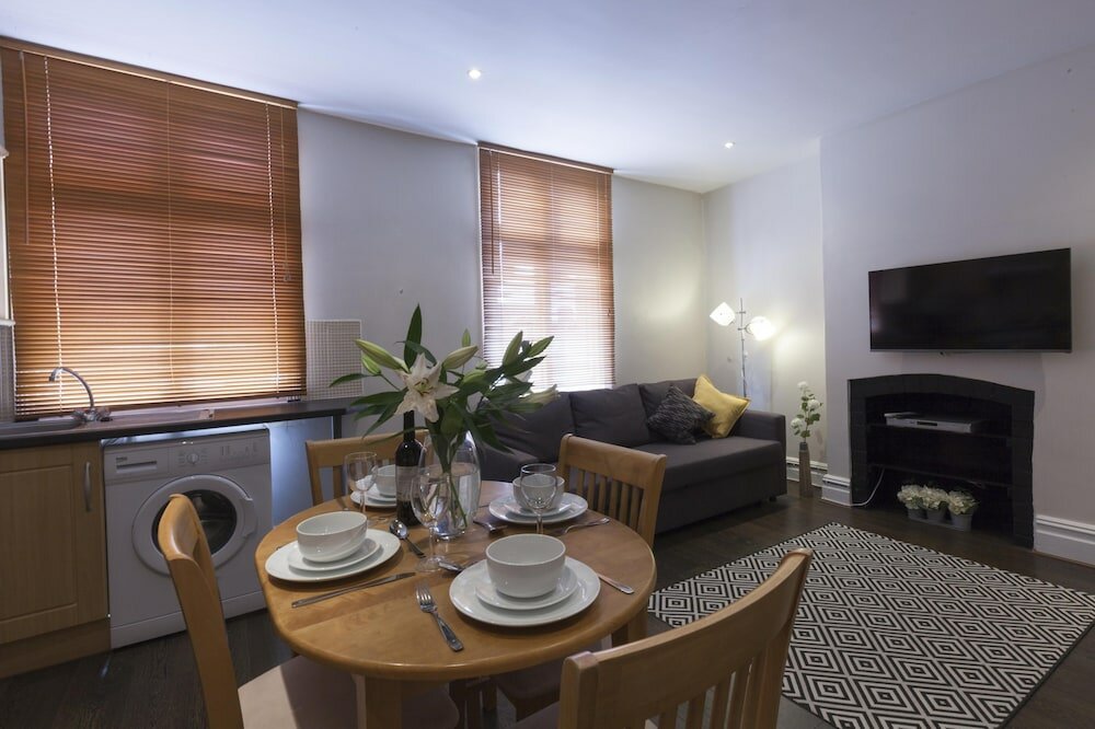 Фото Victorian Towers