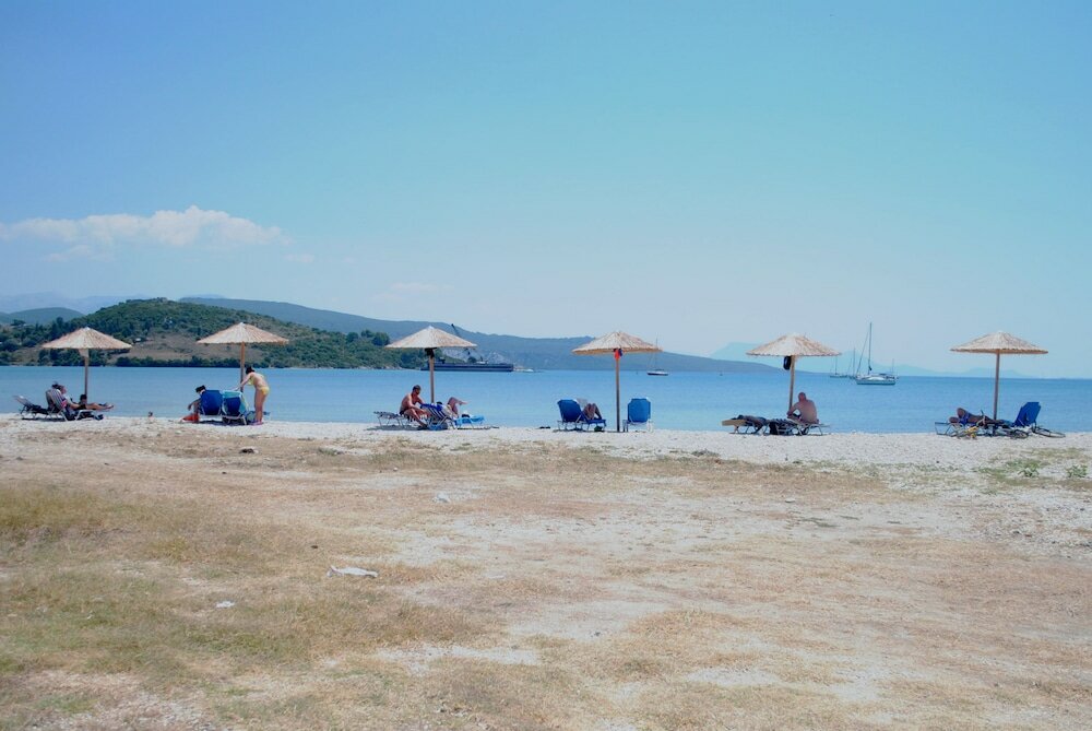 Фото Christina Studios