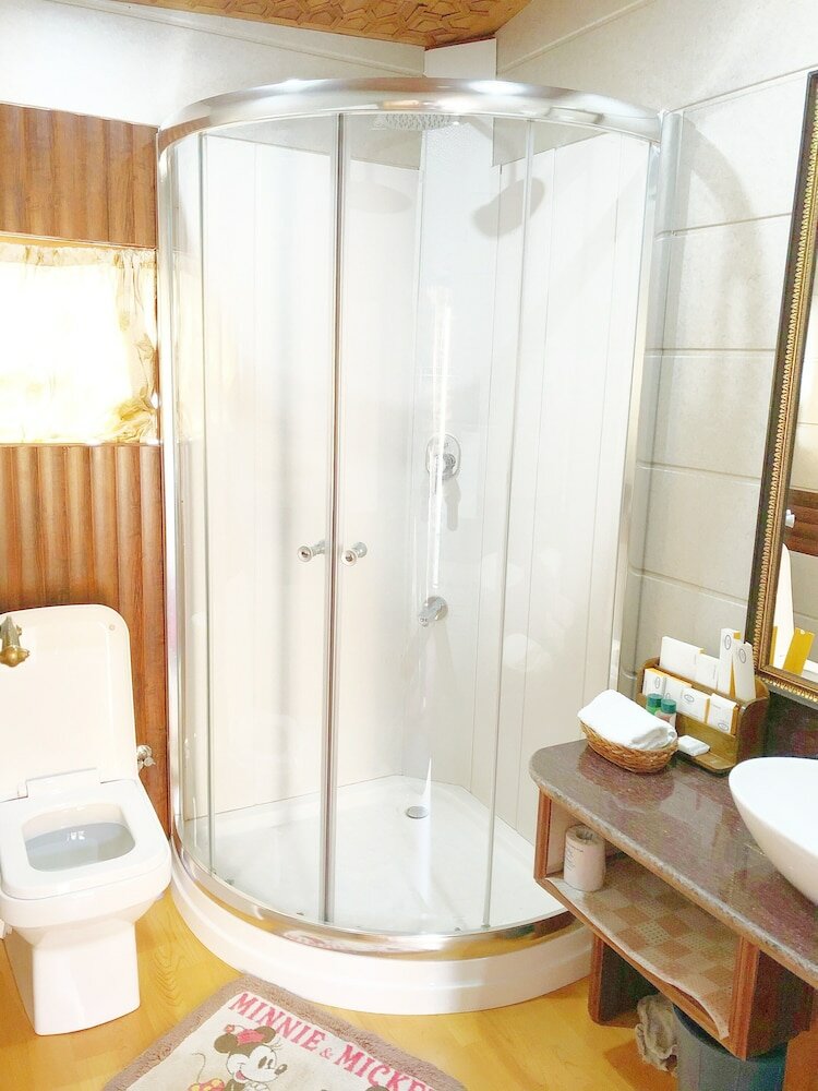 Фото Mascot Houseboats