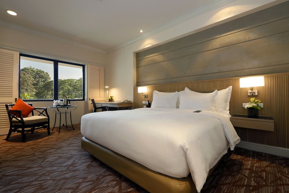 Фото Quest Plus Conference Center, Clark