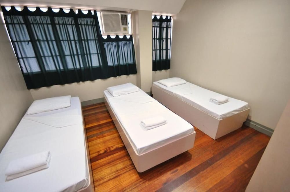 Фото Marbella Leisure Hostel