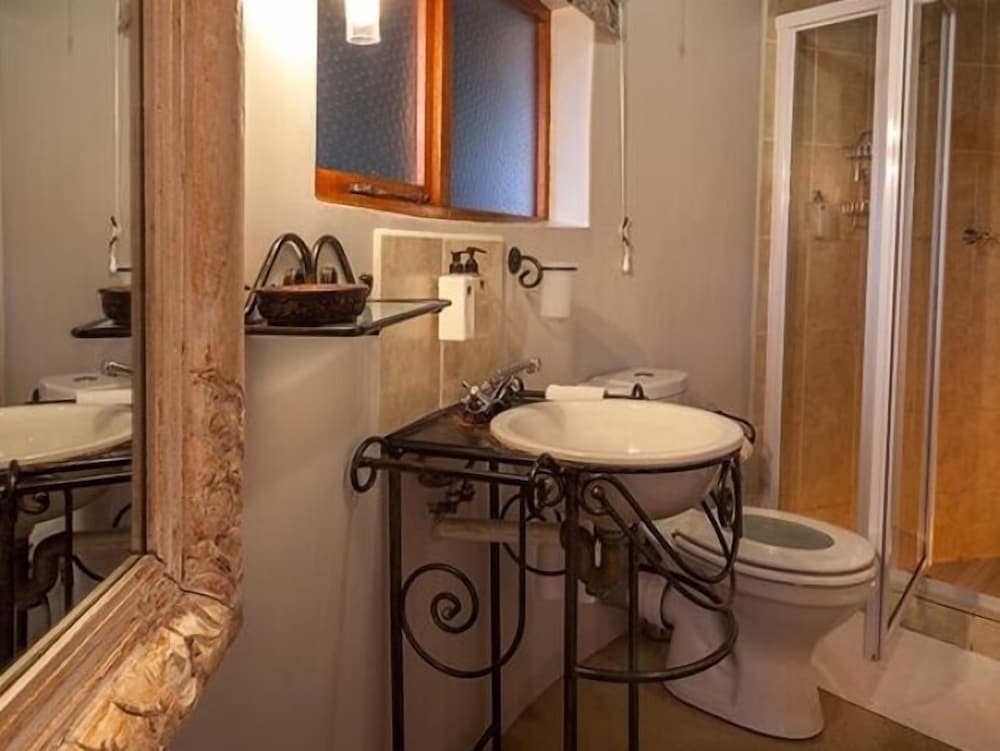 Фото The Loerie Hide