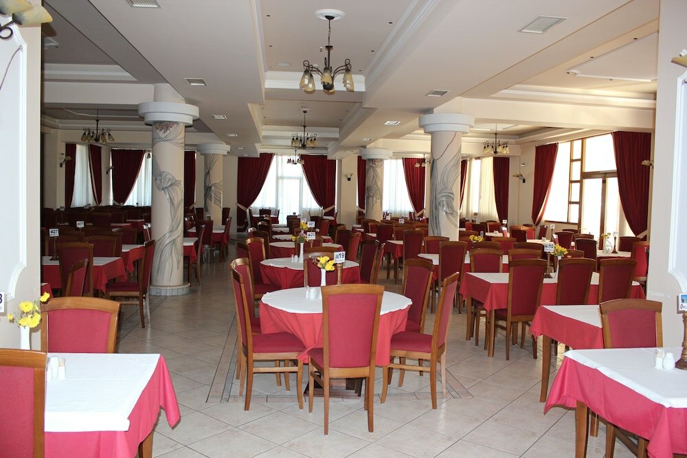 Фото Orfeas Hotel