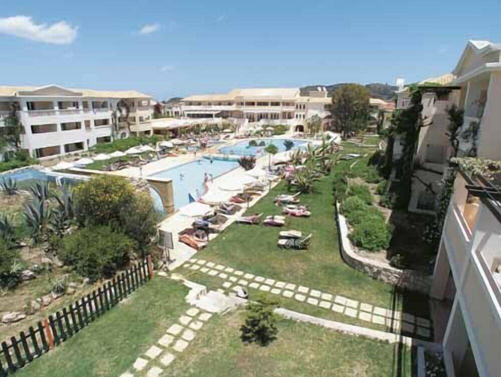Фото Bitzaro Grande Hotel - All Inclusive
