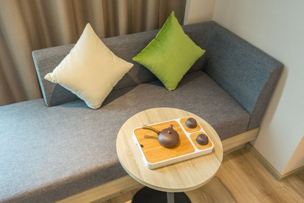 Фото Shenzhen U- Home Apartment Binhe Times