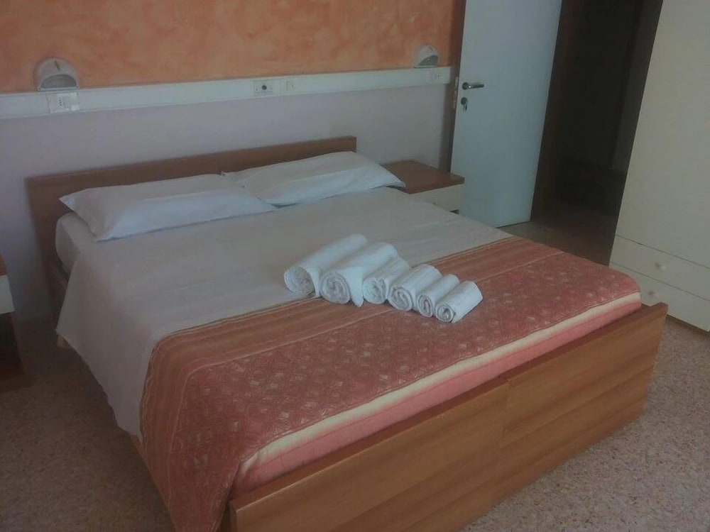 Фото Hotel Ristorante Chiar di Luna