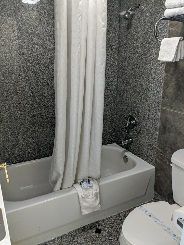 Фото Lake Houma Inn