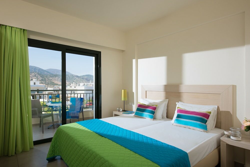 Фото Kristalli Hotel Apartments