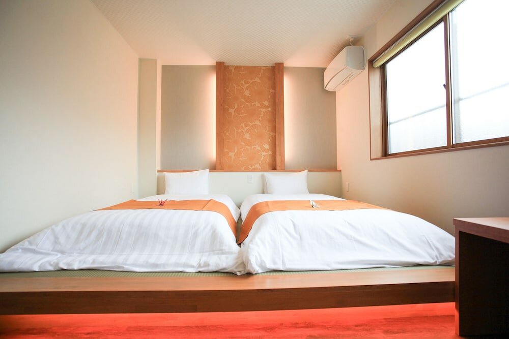 Фото Ichinomatsu Japanese Modern Hotel