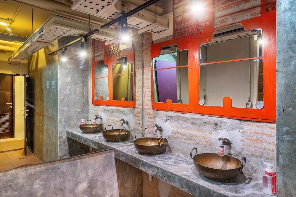 Фото Silom Art Hostel