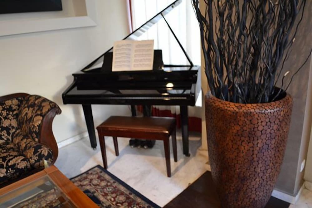 Фото Galaxy Hotel