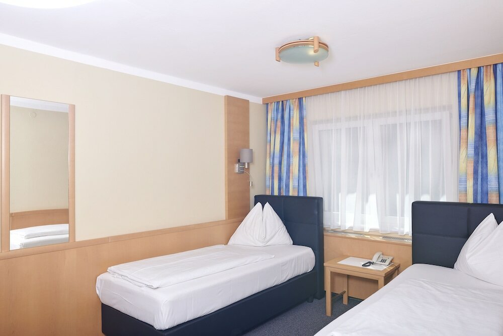 Фото Hotel Ganslhof