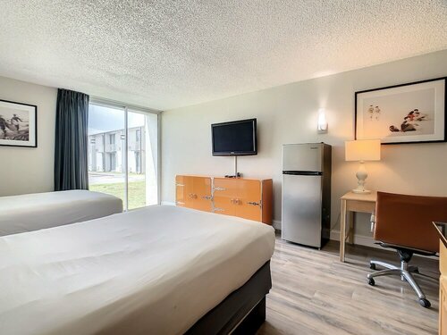 Гостиница Stayable Suites Kissimmee East в Орландо