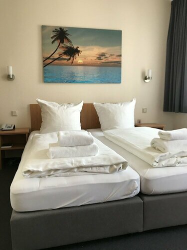 Гостиница Hotel La Isla в Кёльне