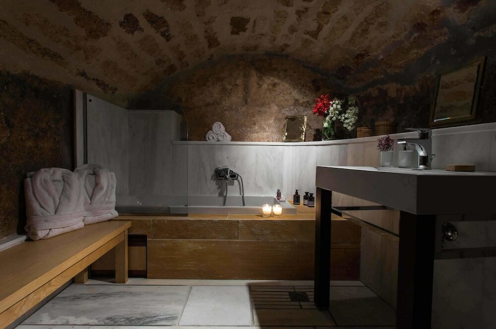 Фото House in the Castle