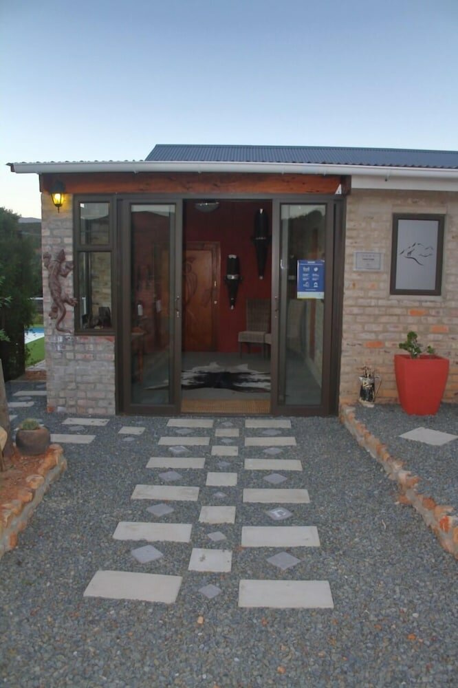 Фото Zwartberg View Mountain Lodge