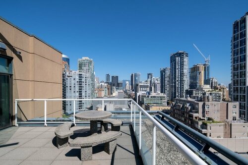 Гостиница Grand Park Hotel and Suites Vancouver Downtown в Ванкувере